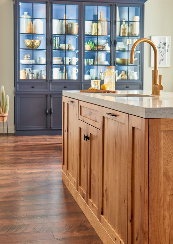 Island finish differs from cabinet finish in the rear.